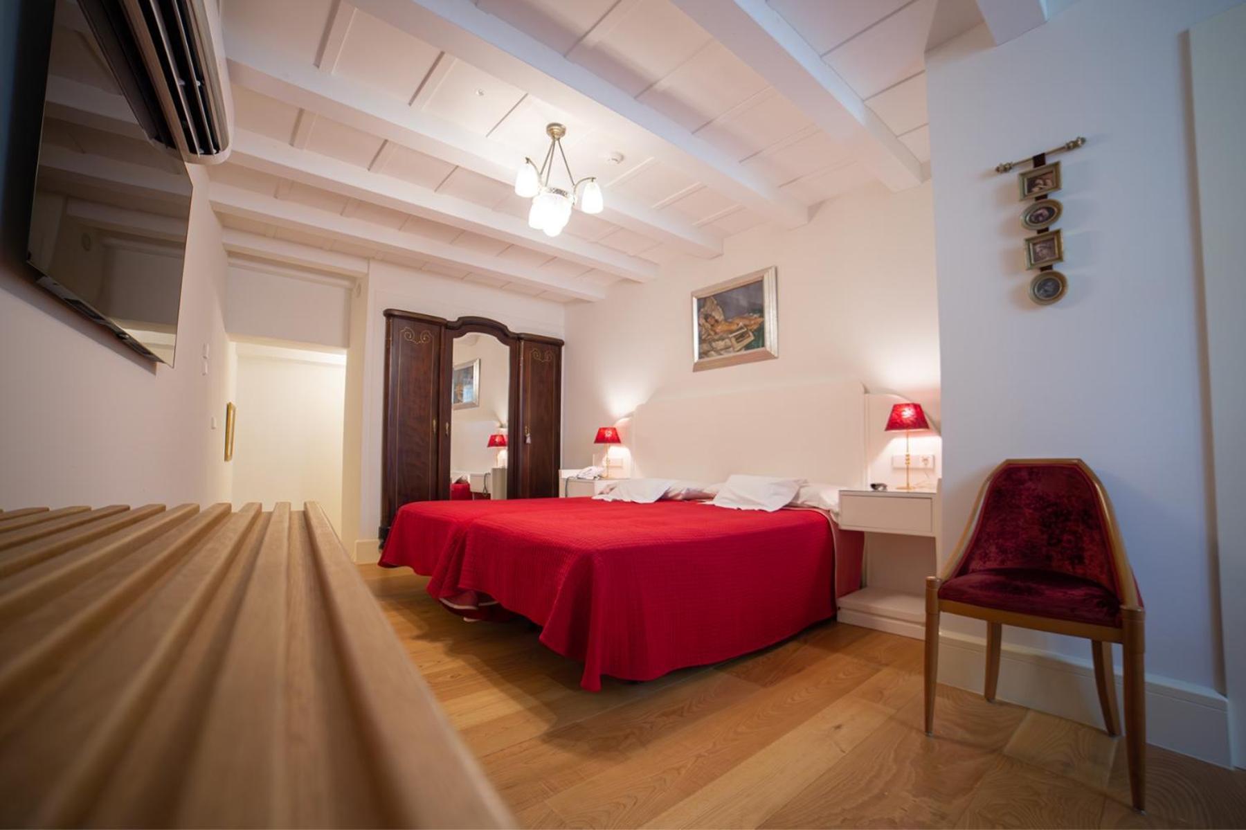 Hotel Monumento Pazo de Orbán Lugo Quarto foto