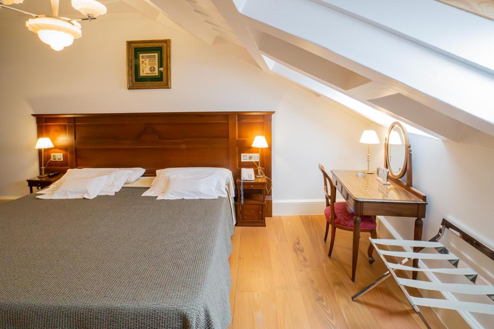 Hotel Monumento Pazo de Orbán Lugo Quarto foto