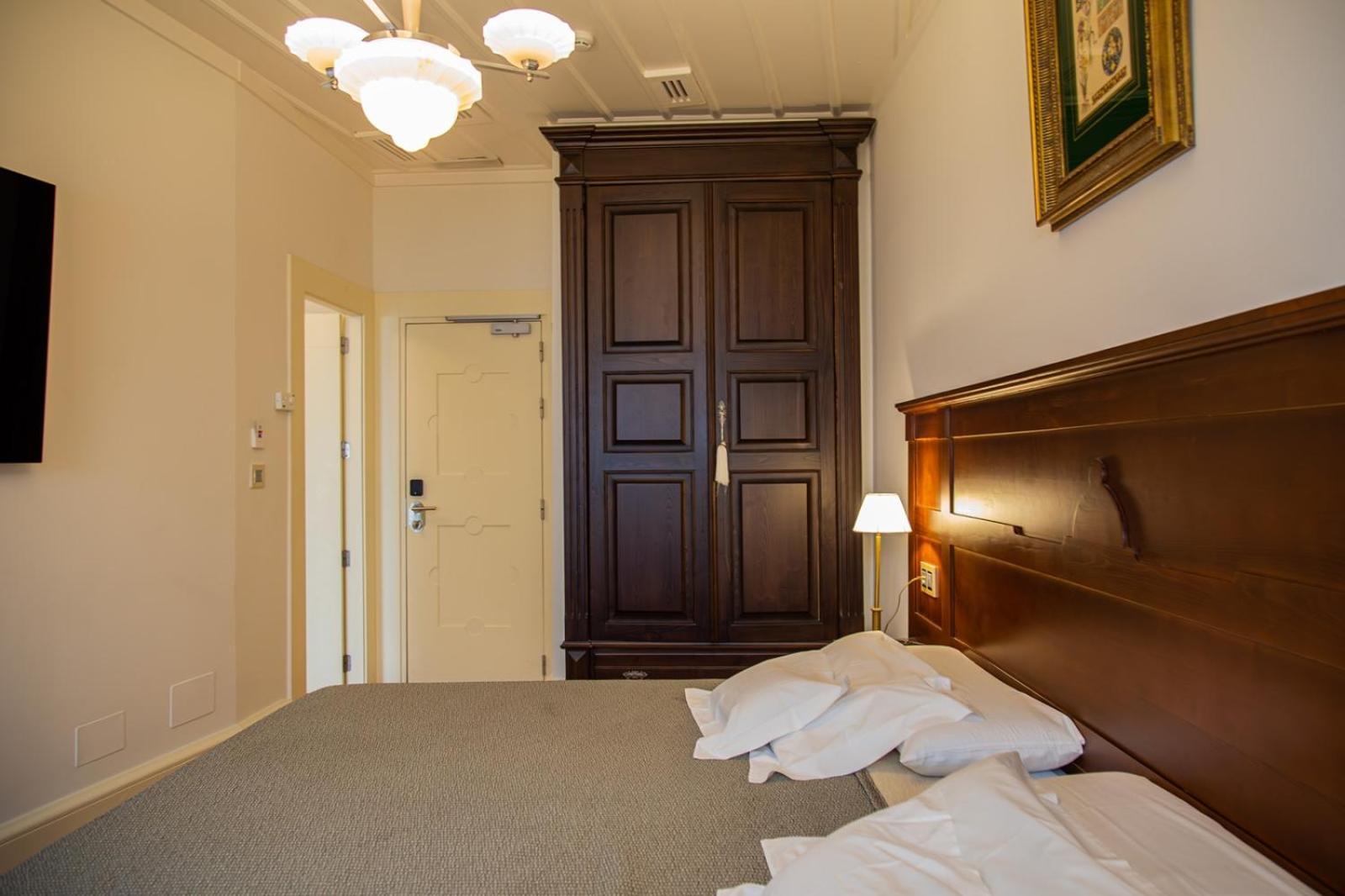 Hotel Monumento Pazo de Orbán Lugo Quarto foto